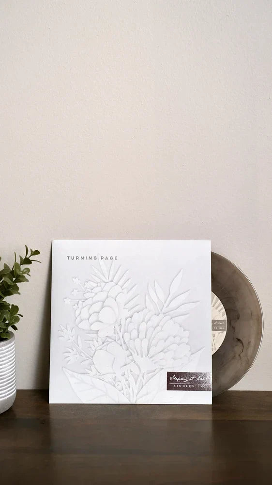 "TURNING PAGE" - 7" VINYL SINGLE