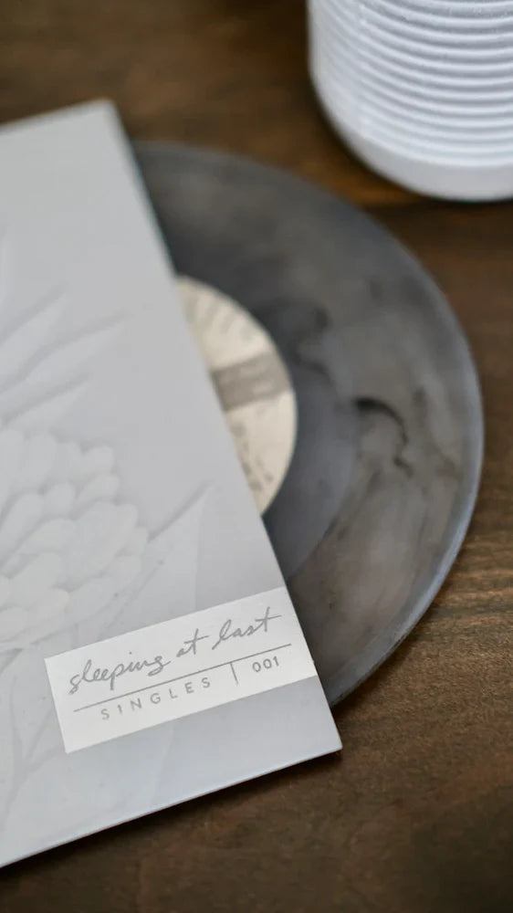 "TURNING PAGE" - 7" VINYL SINGLE