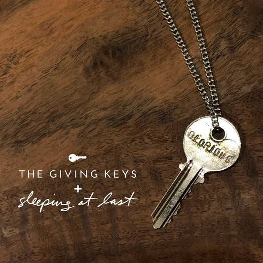 ENNEAGRAM 4 - "GLORIOUS" KEY NECKLACE